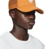 Chapeaux