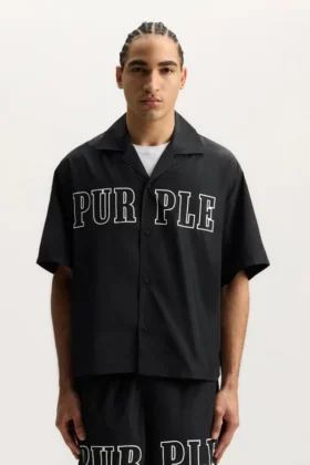 Chemise avec logo en contour