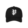 Chapeau avec logo « P »