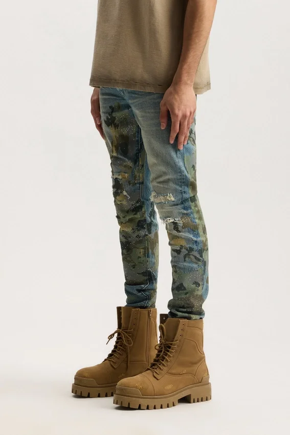 P001 Camouflage orné