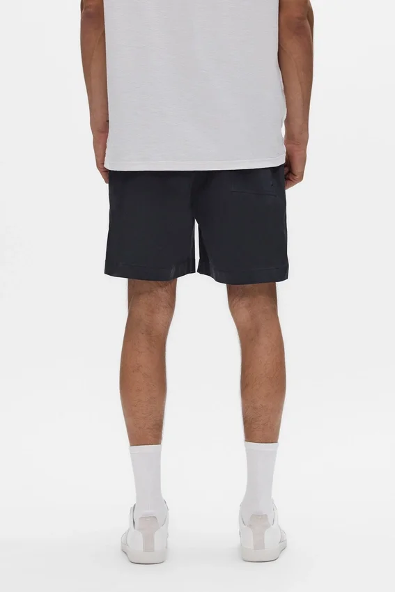 Shorts entièrement orné de cristaux