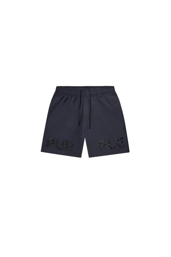 Shorts entièrement orné de cristaux