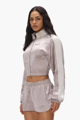Veste de sport en satin