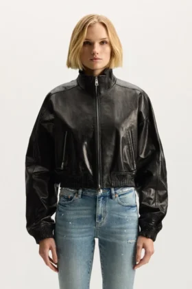 Veste en cuir verni