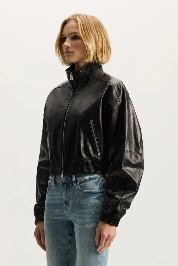 Veste en cuir verni